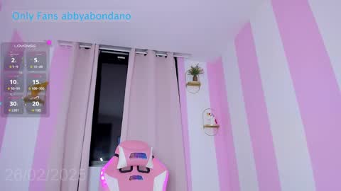 Snapshot of danafinet chatting on February 26, 8:26 am A B B Y online show from February 26, 8:26 am