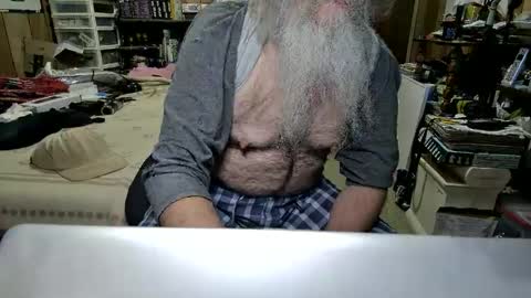 Dana online show from December 2, 5:04 pm