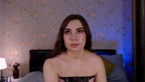 Snapshot of danavelvet chatting on March 1, 1:07 am D A N A online show from March 1, 1:07 am