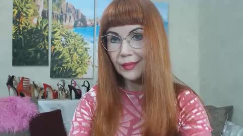 Snapshot of danceglory chatting on November 14, 6:23 am Danceglory online show from November 14, 6:23 am