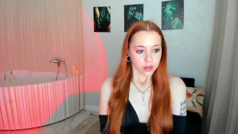 Camilla online show from April 13, 7:41 pm