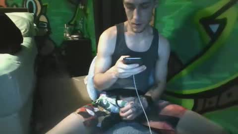 Snapshot of dandan420710 chatting on February 6, 1:14 pm dandan420710 online show from February 6, 1:14 pm