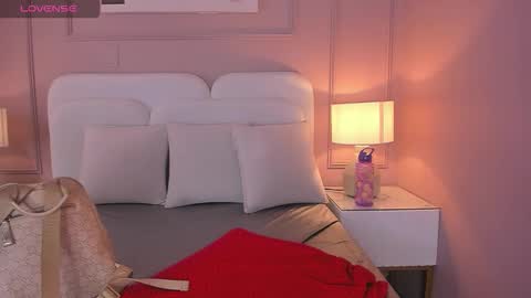 Daniela online show from January 9, 11:35 am