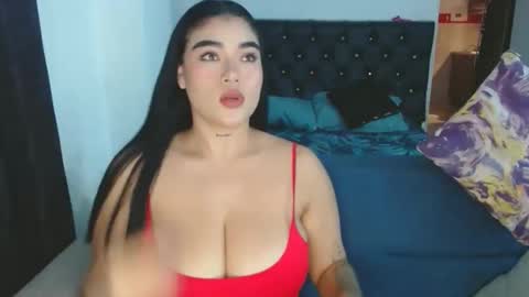 Snapshot of danessa_cruz chatting on November 6, 12:11 am Danessa online show from November 6, 12:11 am