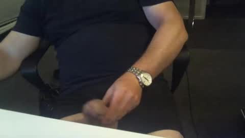 Snapshot of dangirth78 chatting on January 21, 10:08 am dangirth78 online show from January 21, 10:08 am