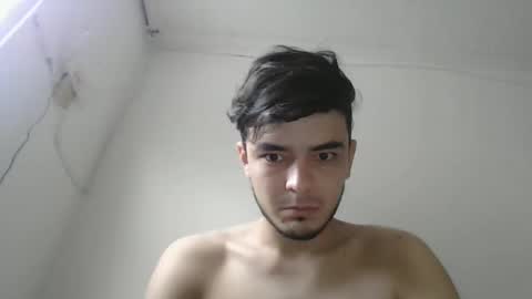 Snapshot of dani_42017 chatting on December 5, 11:27 am dani_42017 online show from December 5, 11:27 am