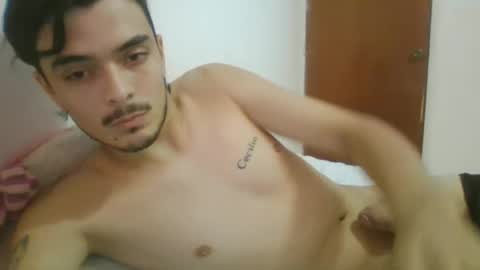 Snapshot of dani_42017 chatting on January 12, 8:36 pm dani_42017 online show from January 12, 8:36 pm