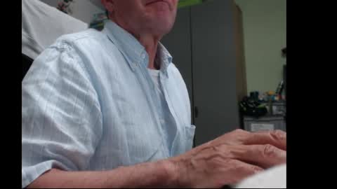dani_alpina online show from May 6, 11:26 am