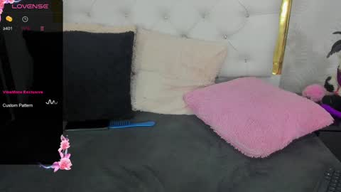 DANI online show from February 22, 5:46 pm