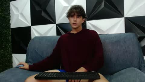 dani_cumboy online show from December 11, 1:58 am