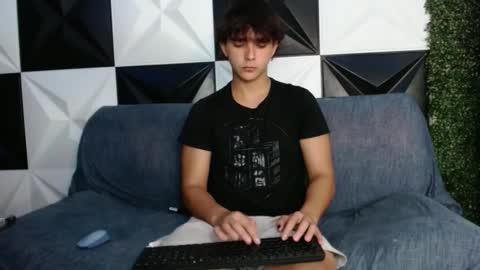 dani_cumboy online show from December 12, 3:21 am