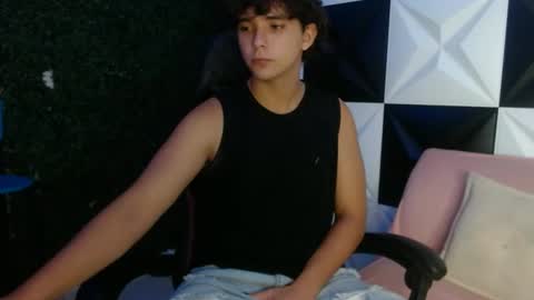 dani_cumboy online show from December 18, 5:26 am