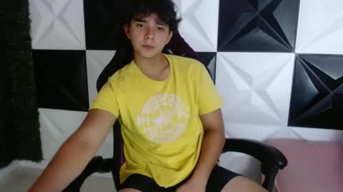 dani_cumboy online show from December 31, 3:55 am