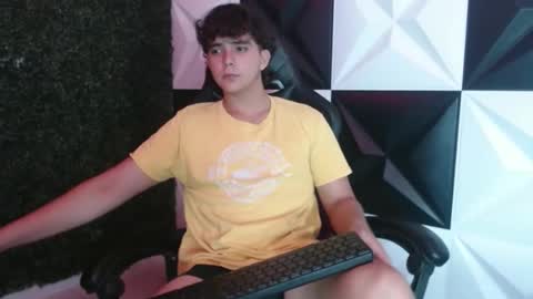 dani_cumboy online show from February 6, 6:08 am