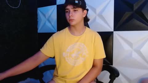 dani_cumboy online show from February 27, 7:44 am