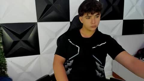 dani_cumboy online show from September 14, 1:54 pm