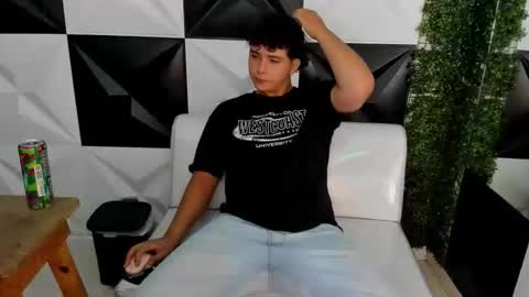 dani_cumboy online show from November 28, 3:04 pm