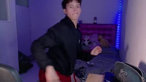 Snapshot of dani_dancer chatting on February 9, 1:09 am Dani Dancer online show from February 9, 1:09 am