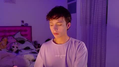 Snapshot of dani_dancer chatting on March 1, 11:07 pm Dani Dancer online show from March 1, 11:07 pm