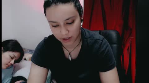 Snapshot of dani_jocelyn chatting on January 22, 6:31 pm dani y jocelyn online show from January 22, 6:31 pm