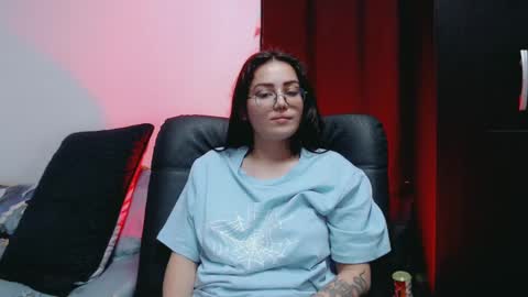 Snapshot of dani_jocelyn chatting on February 11, 9:56 pm dani y jocelyn online show from February 11, 9:56 pm