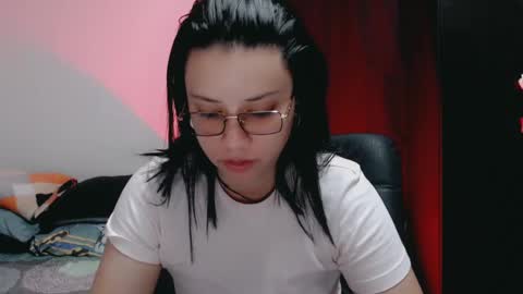 Snapshot of dani_jocelyn chatting on February 24, 6:26 pm dani y jocelyn online show from February 24, 6:26 pm