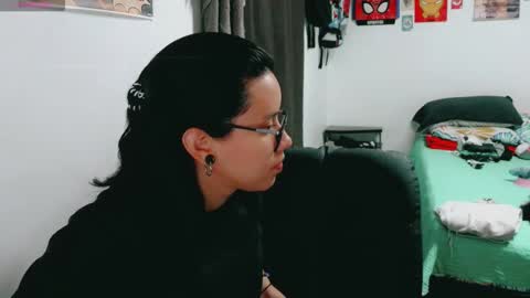 Snapshot of dani_jocelyn chatting on October 1, 7:42 pm dani y jocelyn online show from October 1, 7:42 pm