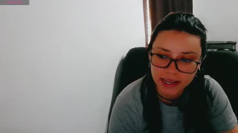 dani y jocelyn online show from February 7, 5:27 pm