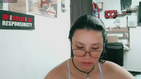 dani y jocelyn online show from May 26, 7:32 pm