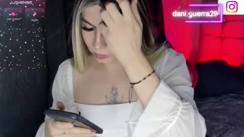 Snapshot of dani_lovet1 chatting on May 3, 4:07 am dani online show from May 3, 4:07 am