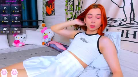 Snapshot of dani_mur chatting on December 5, 7:49 pm Daniel online show from December 5, 7:49 pm