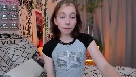 Snapshot of dani_mur chatting on November 14, 7:34 pm Daniel online show from November 14, 7:34 pm