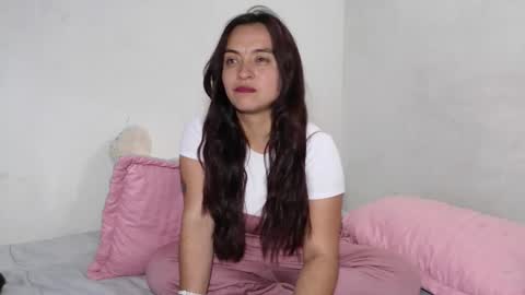 Snapshot of dani_widow chatting on January 8, 3:19 am dani_widow online show from January 8, 3:19 am