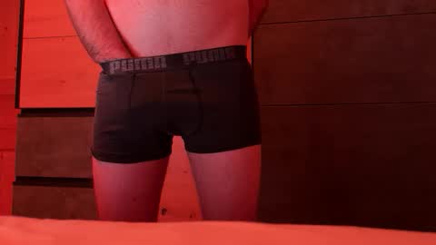 Snapshot of daniboy97119244 chatting on November 16, 8:31 am Dani online show from November 16, 8:31 am