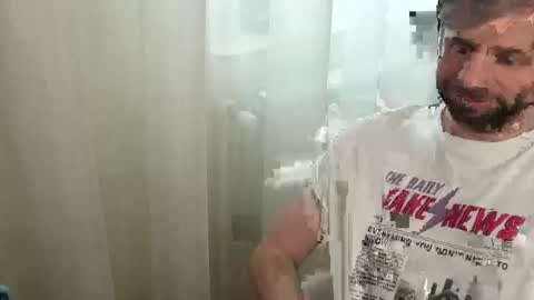 fuckinlove online show from April 7, 12:05 pm