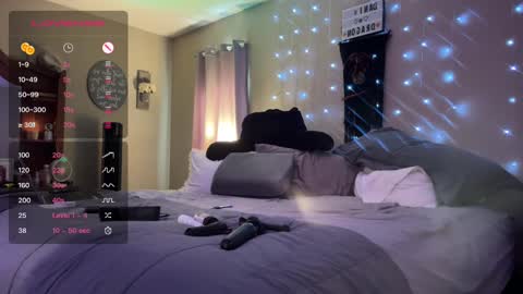 Dani Dragon online show from December 18, 4:17 pm