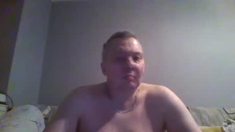 Snapshot of daniel0028 chatting on January 17, 1:21 am dan online show from January 17, 1:21 am