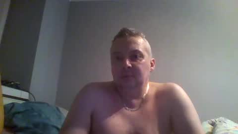 Snapshot of daniel0028 chatting on February 25, 3:38 am dan online show from February 25, 3:38 am