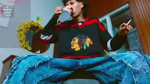 daniel_deluxx online show from April 18, 10:19 am