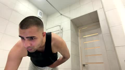 Daniel online show from April 11, 8:57 pm