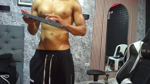 daniel_leconte online show from October 31, 6:58 am