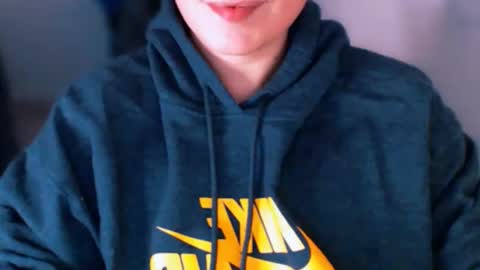 daniel_ruis16 online show from March 9, 8:31 pm