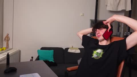 DANIEL SHAWN online show from January 13, 5:29 pm