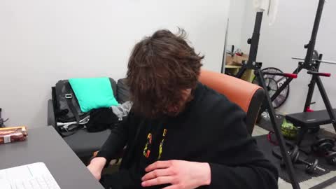 DANIEL SHAWN online show from January 15, 9:25 am