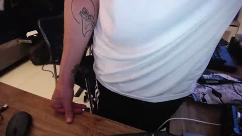 Snapshot of daniel_velez26 chatting on June 11, 11:14 pm daniel_velez26 online show from June 11, 11:14 pm