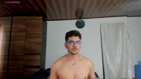 Snapshot of daniel_vianchi chatting on March 31, 5:02 pm Dani online show from March 31, 5:02 pm