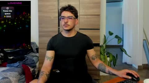 Snapshot of daniel_vianchi chatting on May 1, 6:56 pm Dani online show from May 1, 6:56 pm