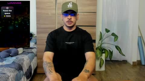 Snapshot of daniel_vianchi chatting on May 4, 6:48 pm Dani online show from May 4, 6:48 pm