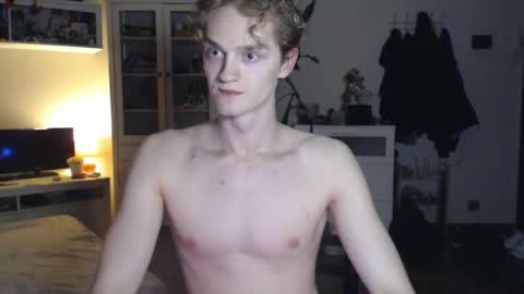 Daniel online show from April 17, 11:19 pm