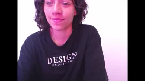 Snapshot of daniela_rivasth chatting on October 23, 6:13 am danielarivasth online show from October 23, 6:13 am